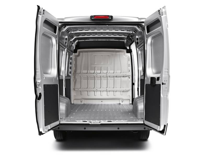 Фото автомобиля Peugeot Boxer Fourgon (2014)